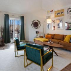 Pine Street Loft - Just steps from Old Town Square!