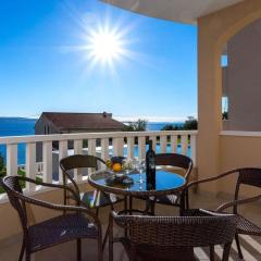 Ferienwohnung in Dugi Rat mit Großer Terrasse