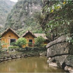 Trang An Mountain House