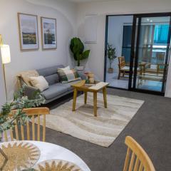 Urban Retreat: 2-BR Gem in Central Christchurch