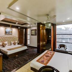 HOTEL GEESON INTERNATIONAL-New Delhi Railway Station-Paharganj