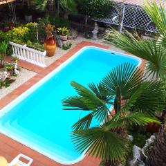 A CASA DELL'ARTISTA - Breakfast , Prosecco and Swimming pool included !