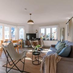 Sunny bright apartment in the center of De Haan