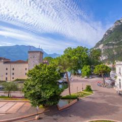 Residenza Rocca del Lago 3 - Happy Rentals