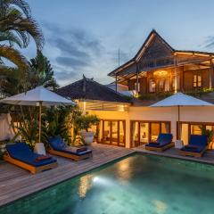 5 Bedroom Entire Villa in Berawa Canggu