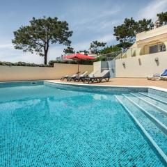 Villa Colina - walking distance to the beach