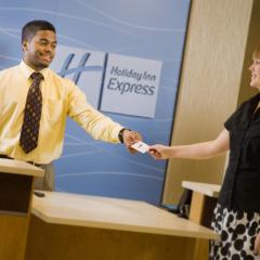 Holiday Inn Express & Suites Alexandria - Fort Belvoir, an IHG Hotel