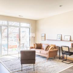 Flexhome Brewers Hill 1BR TS1 - near Brady St and Riverwalk