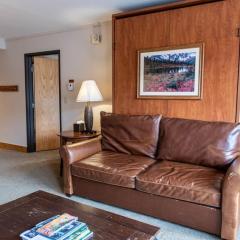 1bd SUITE 504 Perfect Location with Pool and Hot Tub