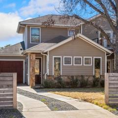 Modern Lively 3 Bedroom House in Hip East Austin