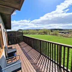 Lomond 4 with Private Hot Tub - Fife - Loch Leven - Lomond Hills