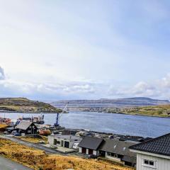 Cozy apartment in Runavík