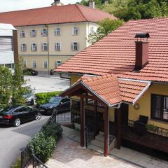 Apartman Gašparić Ivanka - prvi do bolnice