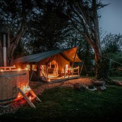 Safari Tent 1 With Log Burning Tub At Tapnell Farm