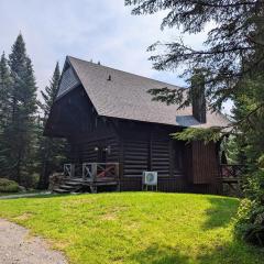 Cote Nord Tremblant Chalet Louie