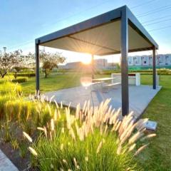 La Casa Blanca, a espaldas del WTC Xochitepec, Morelos