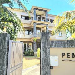 Number 1, Ground Floor (Garden View) Pebble Bay Appartments