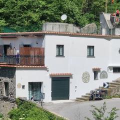 Casa Vacanze O'Mulin Ravello via fiume 2 incrocio Pontone