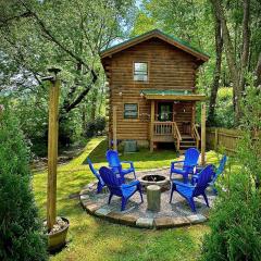 *NEW* Cozy Creekside Cabin