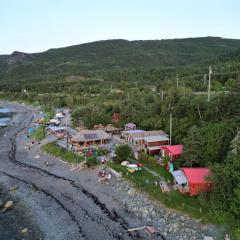 Auberge Festive Sea Shack