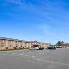 Americas Best Value Inn Foxboro