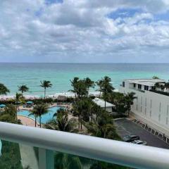 7th FL Ocean view spacious 1 bedroom