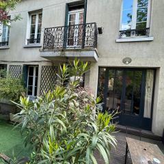 Stella Maison hôtel entier avec jardin, Vincennes, Paris 10mins, Disneyland 30mins