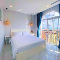 Moonlight Hotel Phu Quoc -Free Hon Thom Island CABLE CAR and Water Park TICKETS