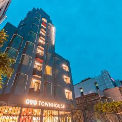 OYO Townhouse 2 Hotel Gunung Sahari