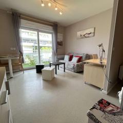 Studio Cabine 4 Pers, Vue Lac, Parking, Proche Plage et Centre Ville - La Rochelle - FR-1-246-697