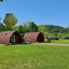 Căsuțe în mijlocul naturii - Wild Camp Avrig