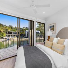 Mid-Level Riverfront 2 Bedroom Apartment Steps from Hastings Street - by Stay Noosa