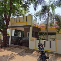 S R Luxurious Fully Ac 3 BHK Bunglow Mysore