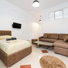 Arbi Apartments