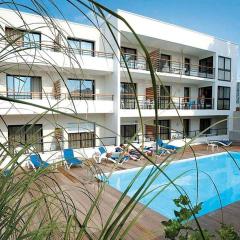 T1 avec piscine et terrasse au coeur de La Rochelle