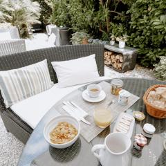 Ideal Sejour Cannes - Stylish Boutique Hotel with quiet garden