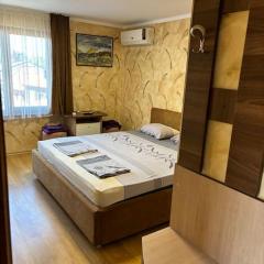 Cozy One-Bedroom Apartment in Sozopol Old Town 1