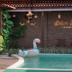 Dalem Jongke by Ubu Villa - 9 Bedrooms Villa in Yogyakarta