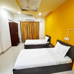 Hsquare Service Apartment Malad