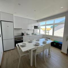 Carcavelos Beach Shared Serviced Apartment 12