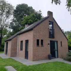 Vakantiewoning Maas en Waal 100