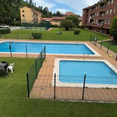 2 minutos de la playa con piscina y garaje