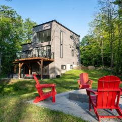 Pet Friendly Mountain Retreat - Up to 14 Guests!