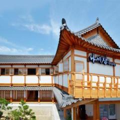 Nabijam Hanok Hotel