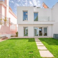 GuestReady - Modernity Refine near Airport