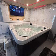 Spa Jacuzzi Moon White