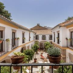 Líbere Córdoba Patio Santa Marta