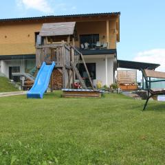 Appartement mit herrlichem Berg- und Seeblick