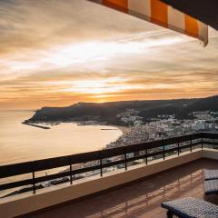 Apartment with a stunning view over Sesimbra