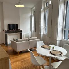 Le Toulousain 102 - Appartement Cosy en Hypercentre - Quartier Jeanne d'Arc